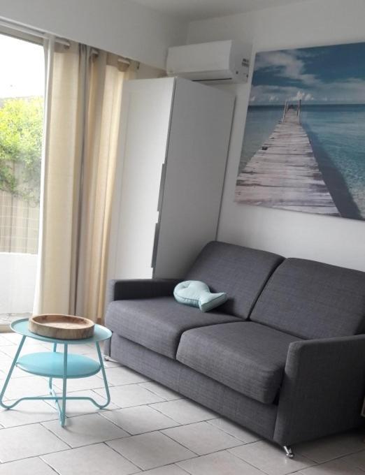 Ferienwohnung Studio Golfe Juan, plages, parking, climatisation Vallauris Exterior foto